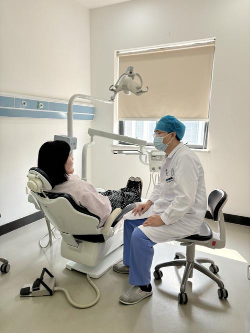 乾隆通宝宝苏局小平样钱的价格_海融口腔(铁路局门诊)种植牙怎么样_华西口腔重庆门诊怎么样