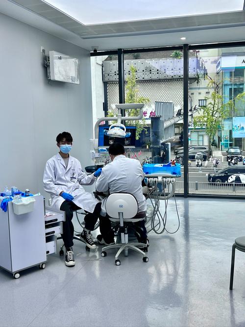 成都济华口腔诊所_金牛区济华口腔诊所_金牛济华口腔诊所曾鹏