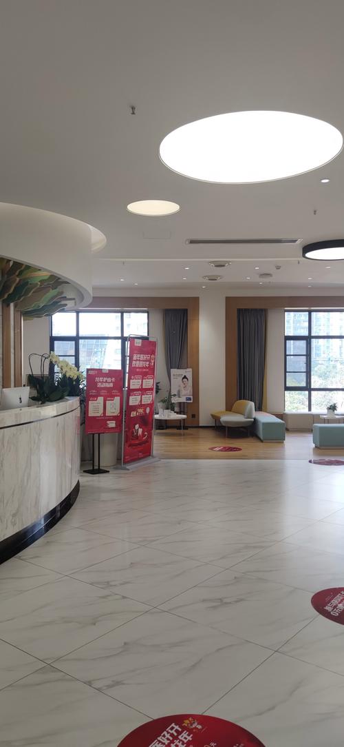 金琴牙科医生_金琴口腔门诊部口碑如何_金琴口腔种植价格